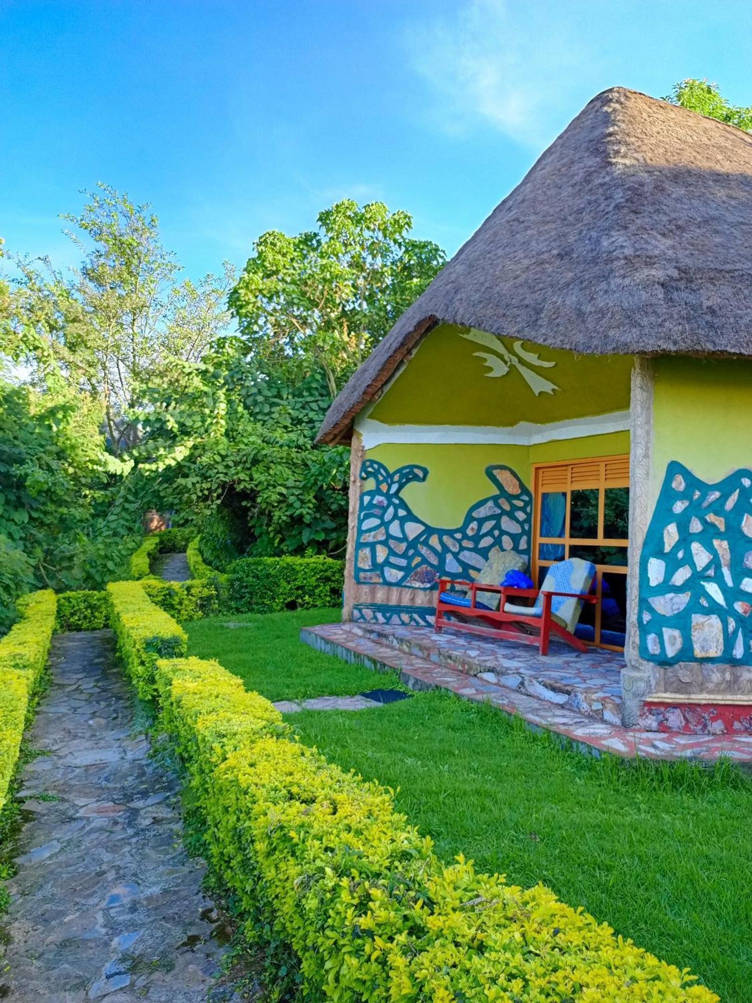 Paradise Eco-Hub Kabale Exterior foto